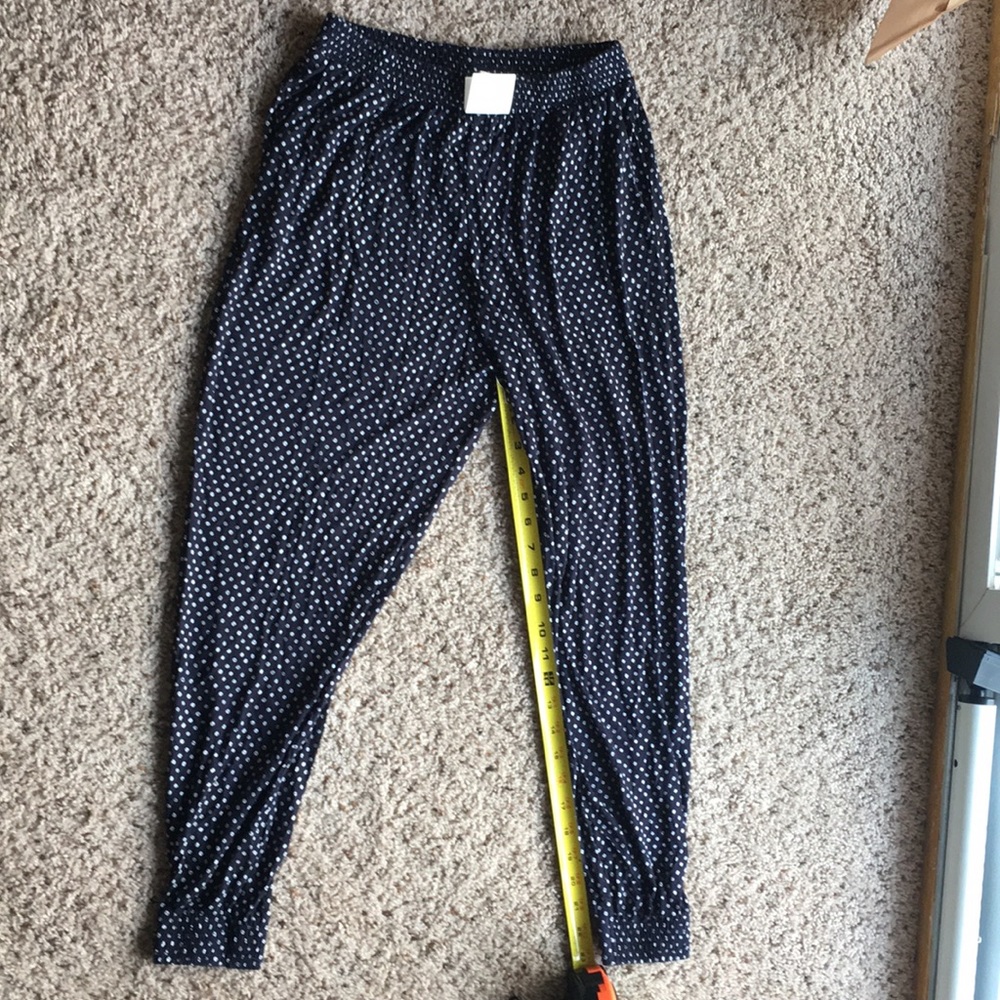 Navy blue pants.